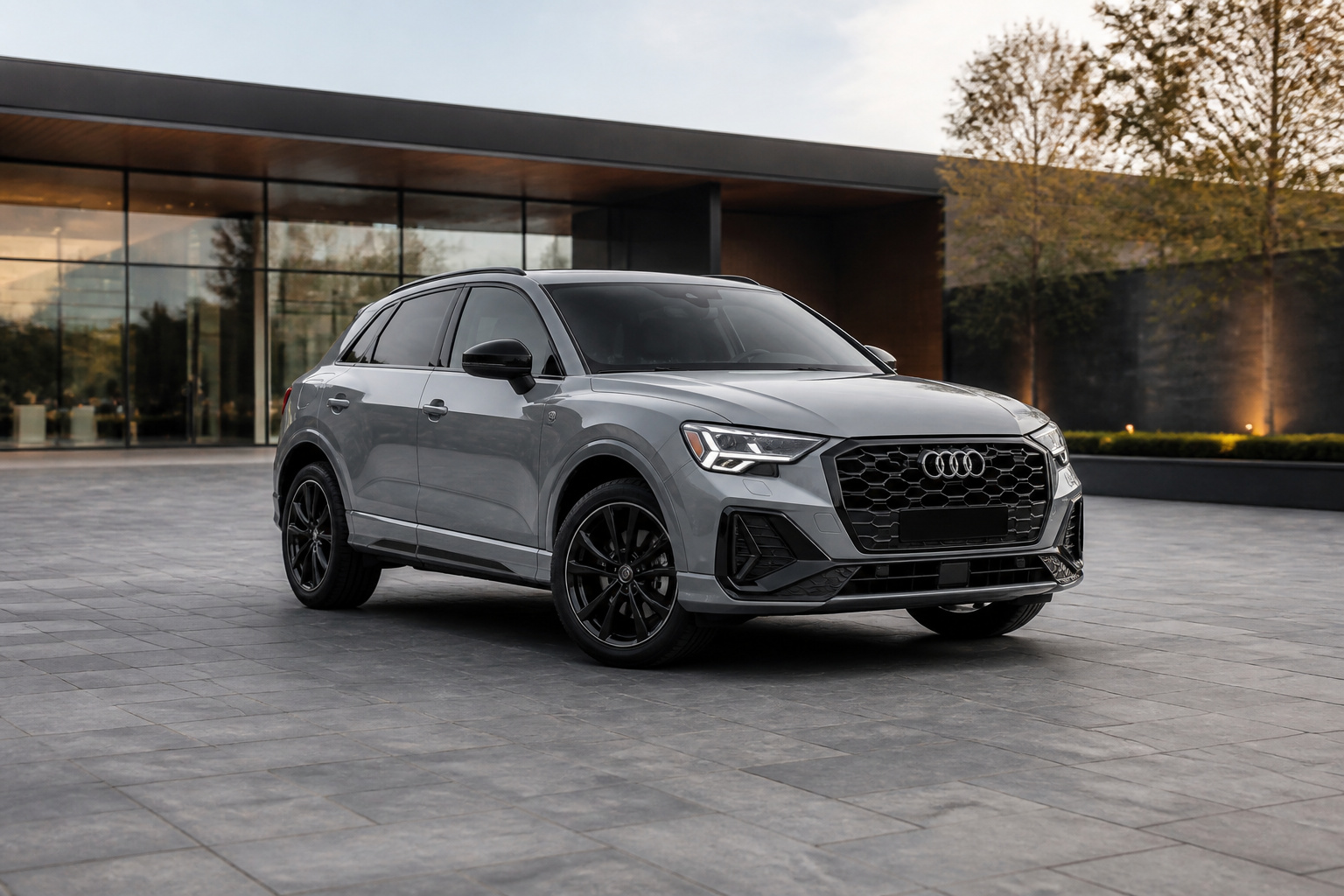 Audi q2 gris metallise elegant